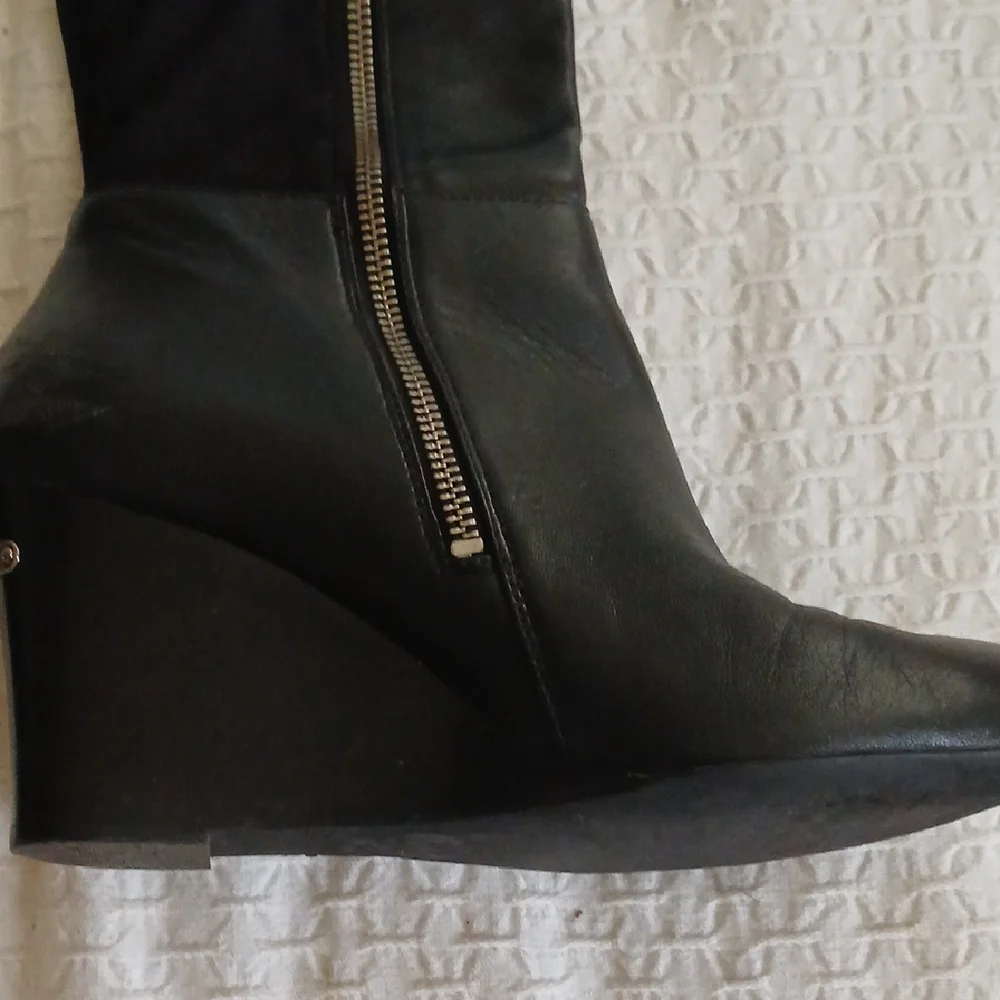 Michael Kors Black Leather Wedge Shoes 7.5 - Picture 6 of 6